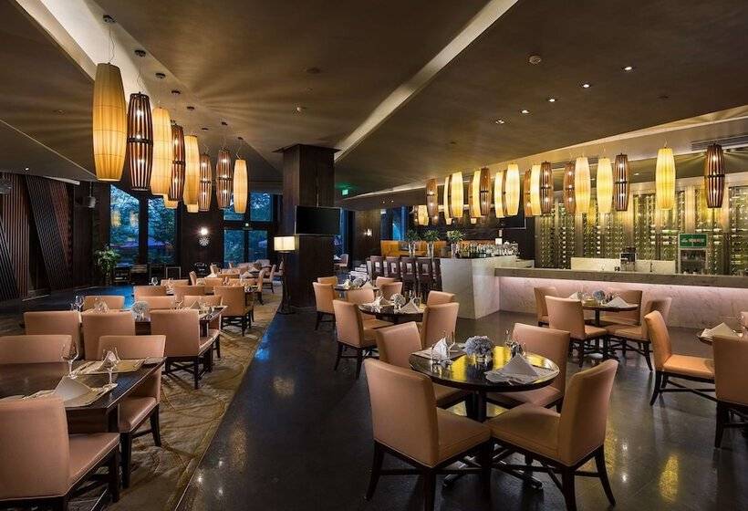 酒店 Hilton Qingdao Golden Beach