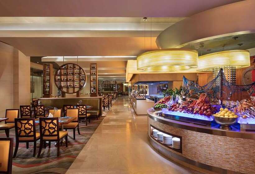 酒店 Hilton Qingdao Golden Beach