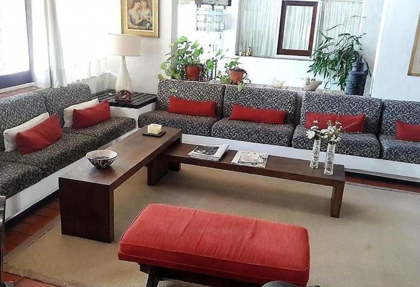 Отель Hostal de la Sierra del Tandil