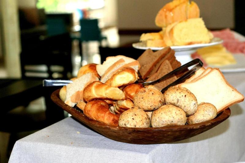 Howard Johnson Hotel Yerba Buena