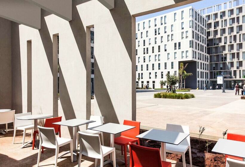 酒店 Ibis Casanearshore