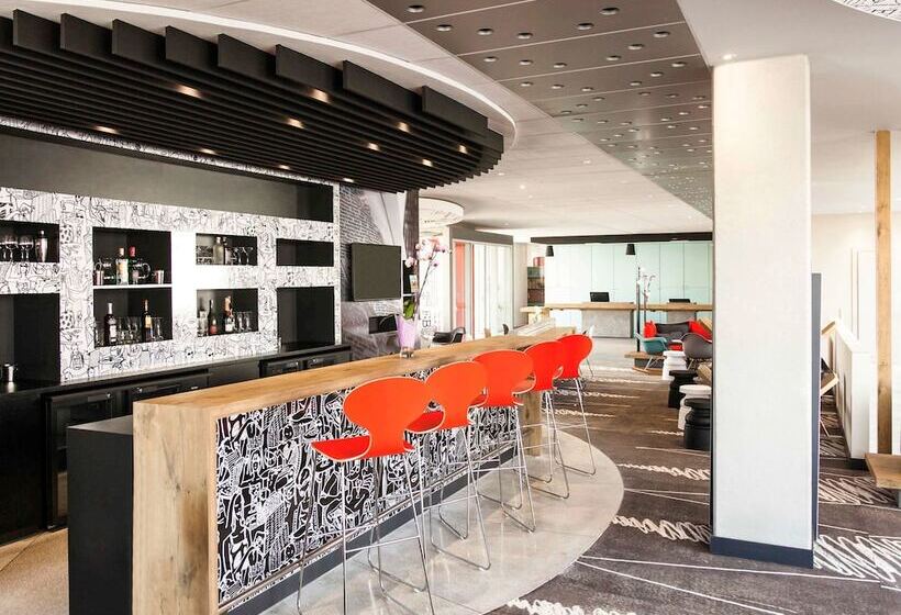 酒店 Ibis Casanearshore