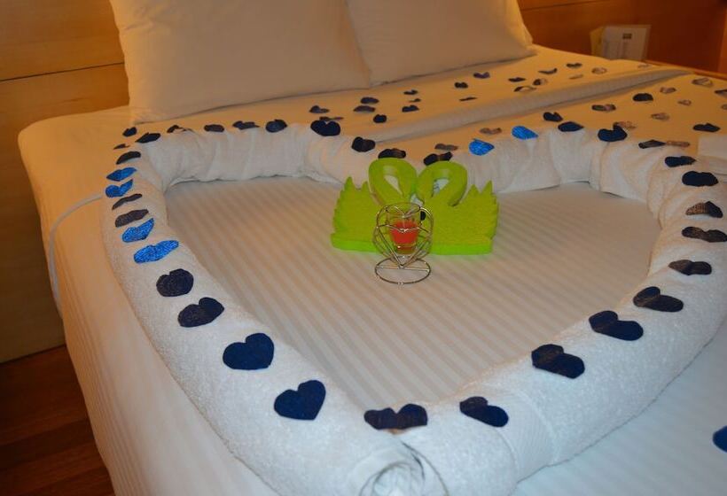 هتل Ibis Yanbu