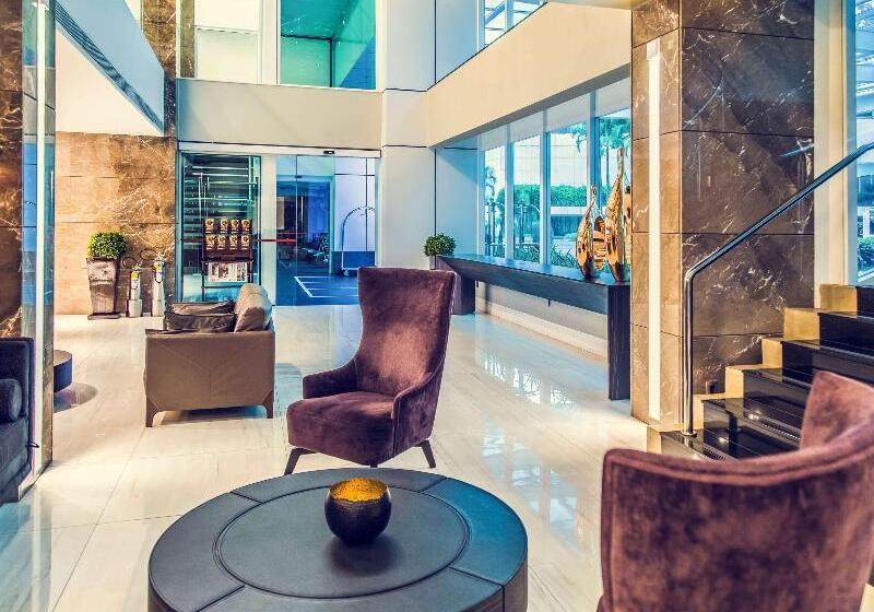 בית מלון כפרי Mercure Uberlandia Plaza Shopping