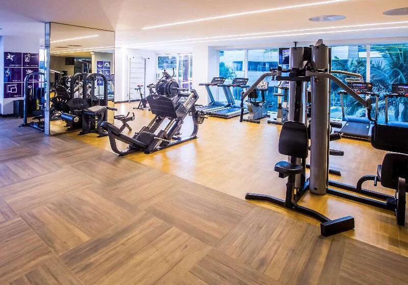 בית מלון כפרי Mercure Uberlandia Plaza Shopping