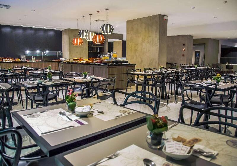 בית מלון כפרי Mercure Uberlandia Plaza Shopping