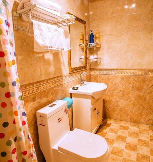 Отель Pingyao Ji Family Courtyard Inn