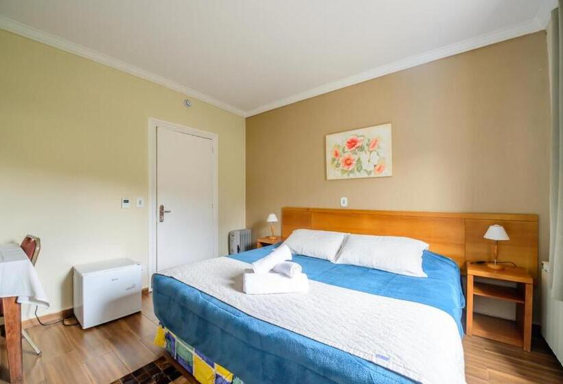 호텔 Pousada Parque Das Flores