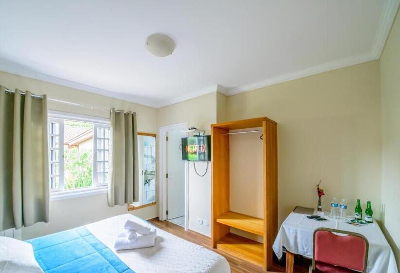 호텔 Pousada Parque Das Flores