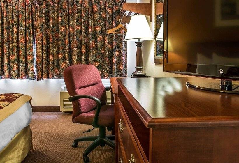 فندق Rodeway Inn