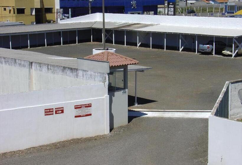 בית מלון כפרי San Marino Palace