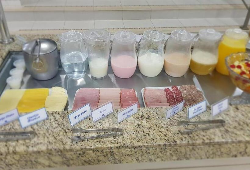 בית מלון כפרי San Marino Palace