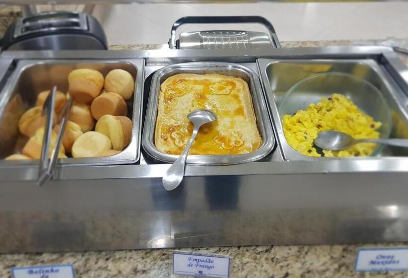 בית מלון כפרי San Marino Palace