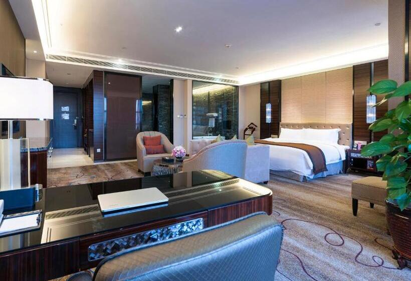 호텔 Shenzhen Baohengda International