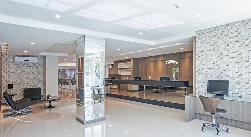 酒店 Slim Curitiba Av Das Torres