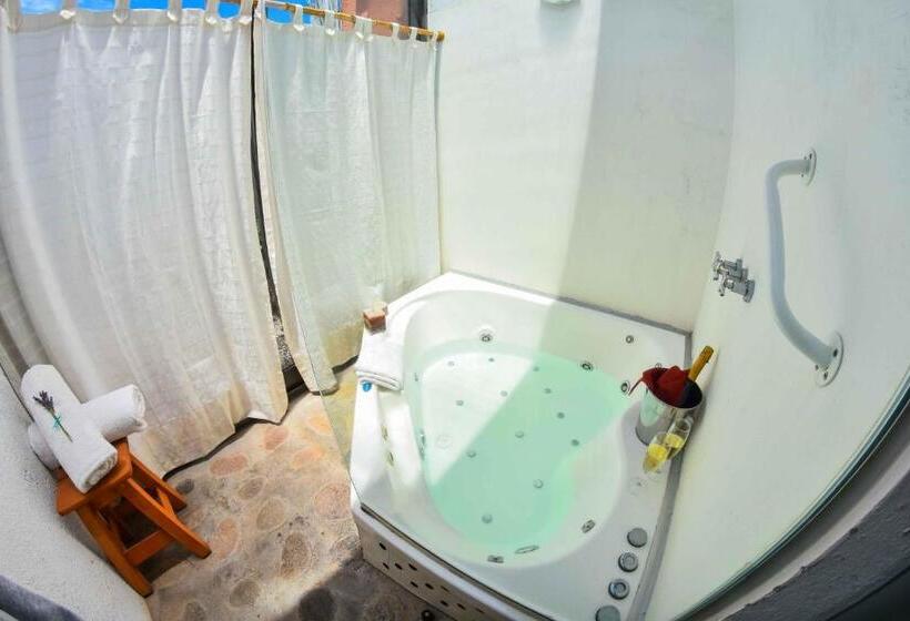 هتل Spa Terrazas Del Uritorco