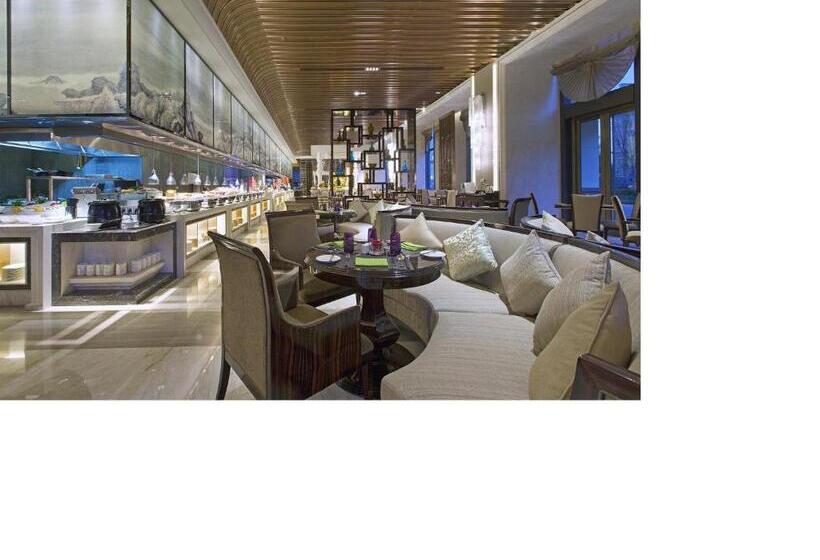 هتل Wanda Vista Tianjin