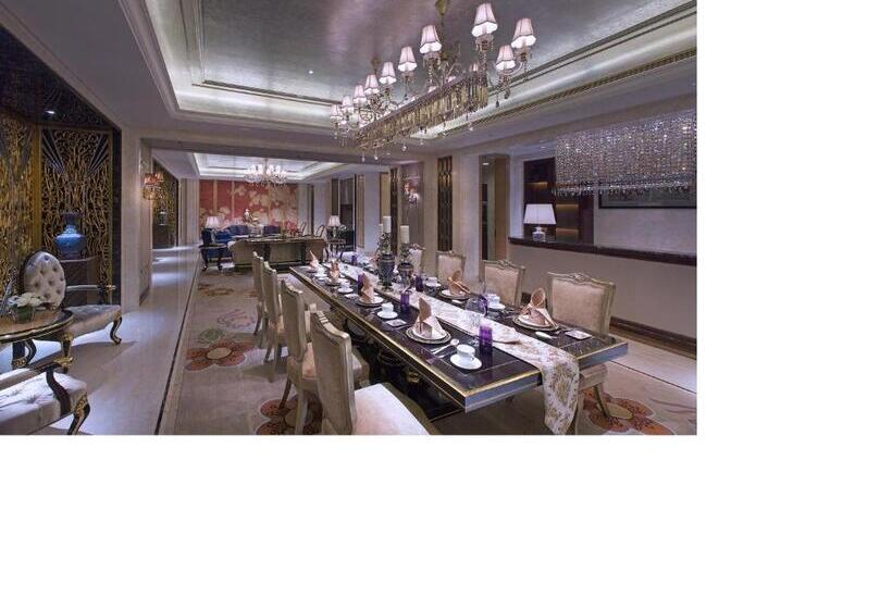 هتل Wanda Vista Tianjin