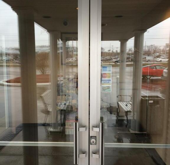 モーテル Baymont By Wyndham Henrietta   Rochester