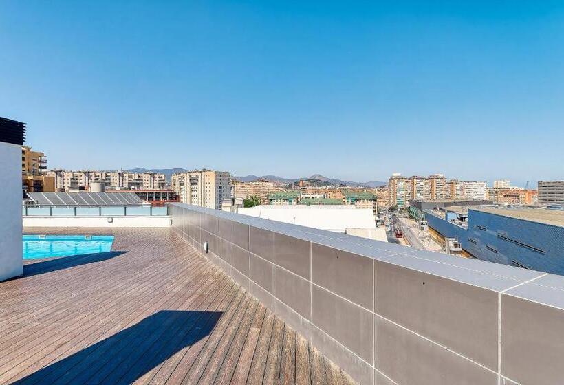 Ab Vialia Estación , Parking And Pool