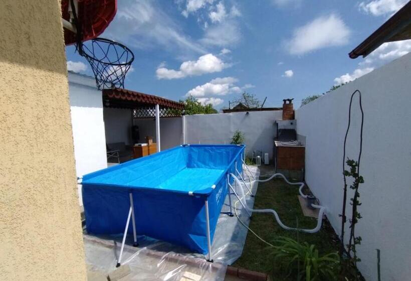 Apartament In Corbu In Casa De Vacanta