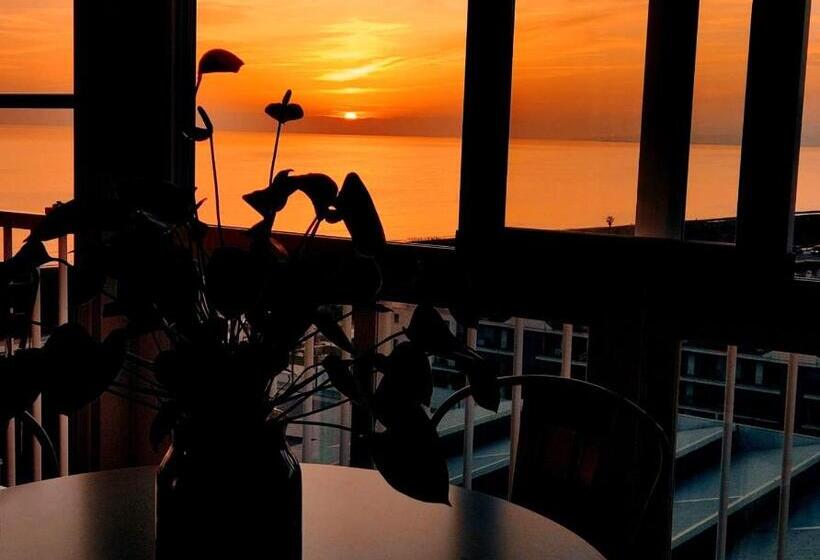 Apartamento ático Penthouse Faro De Torrox