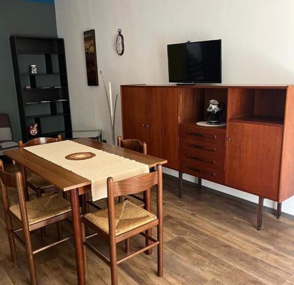 Appartamento Mela Ad Alba, Cuore Delle Langhe