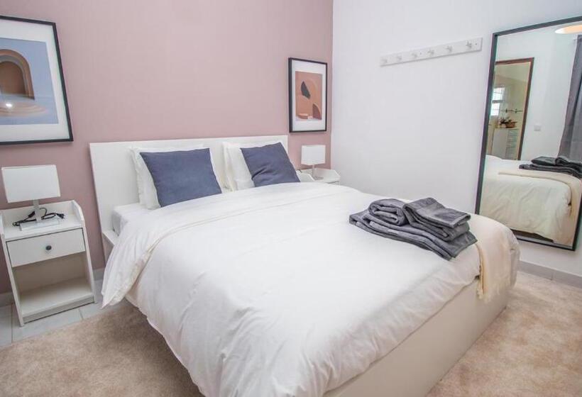 Apartment Close To Golf, Beaches, Quinta Lago, Vale Lobo, Quarteira And Vilamoura