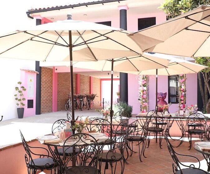 Casa Rosa Hotel & Spa