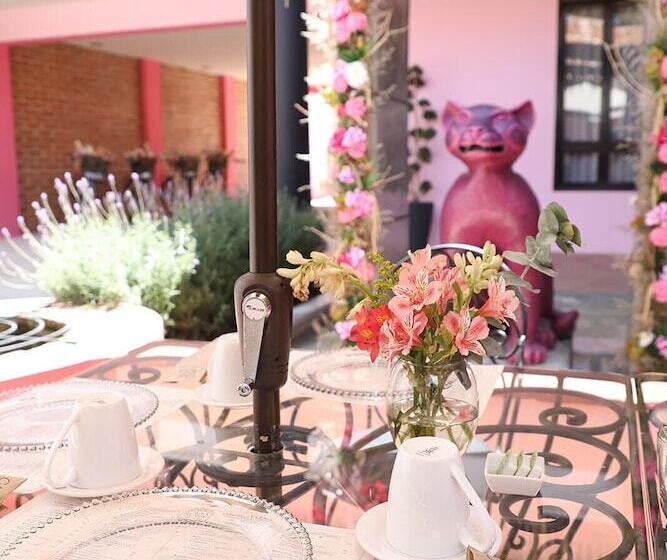 Casa Rosa Hotel & Spa