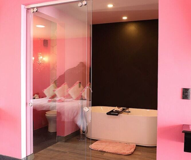 Casa Rosa Hotel & Spa