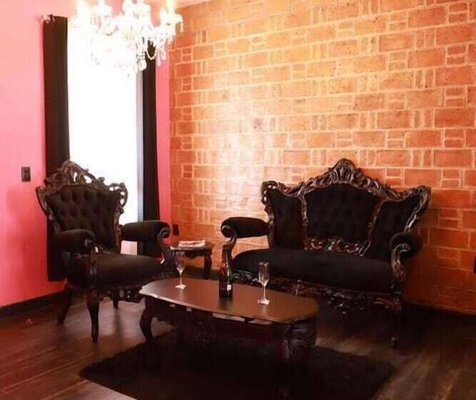 Casa Rosa Hotel & Spa