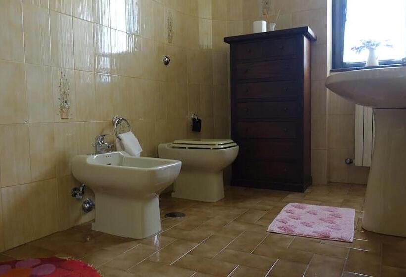 Casa Vacanza, Le 5 Palme, A Trani