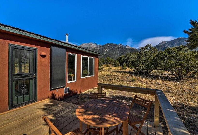 Cozy Remote Retreat • Mountain Views • Stargazing