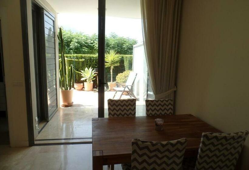 Denia Beach Suite With Pool, Sun Terrace And Tennis Court