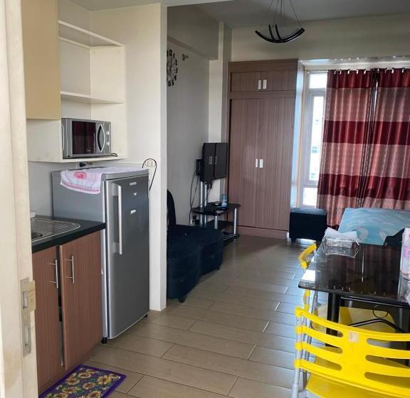 Favila Condotel Unit 150 Newport Boulevard Near Airport Terminal 3 And All Other Airport