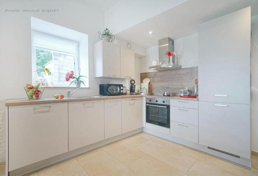 Gîte Familial Ferme Des Aujes Falaen