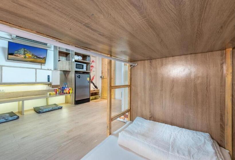 호텔 โรงแรมชิบะรูม นครราชสีมา สาขามหาวิทยาลัยเทคโนโลยีสุรนารี