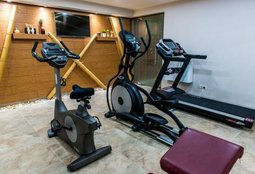 호텔 семеен хотел аризона