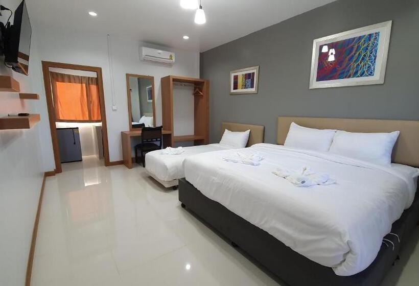 ホテル โรงแรมอินทราเพลส