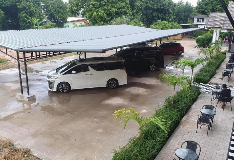 ホテル โรงแรมอินทราเพลส