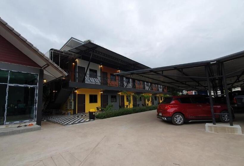 ホテル โรงแรมอินทราเพลส