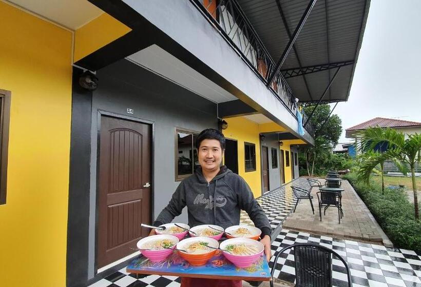 ホテル โรงแรมอินทราเพลส