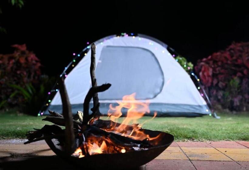 Отель Heavens Edge Resort