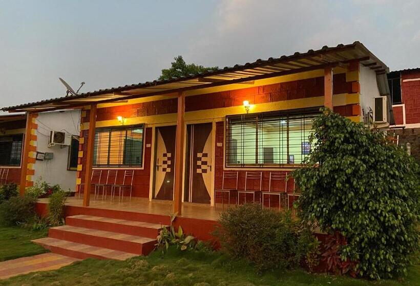 Отель Heavens Edge Resort