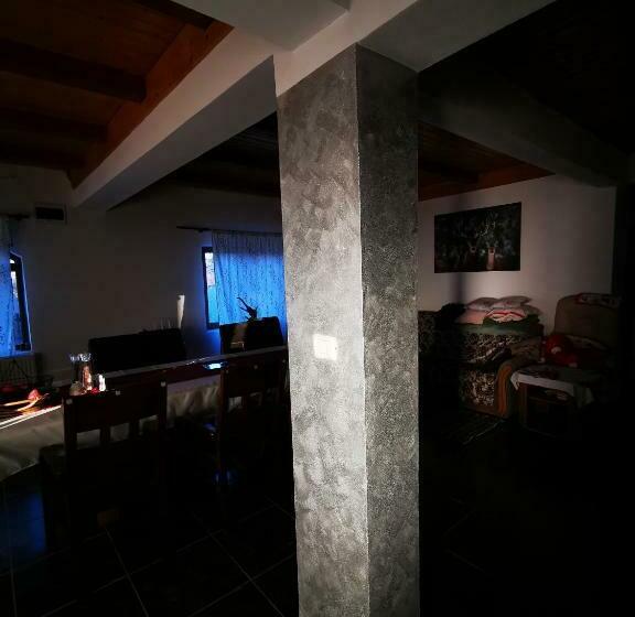 ホテル Jugul țăranului Agropensiune Polovragi, Gorj