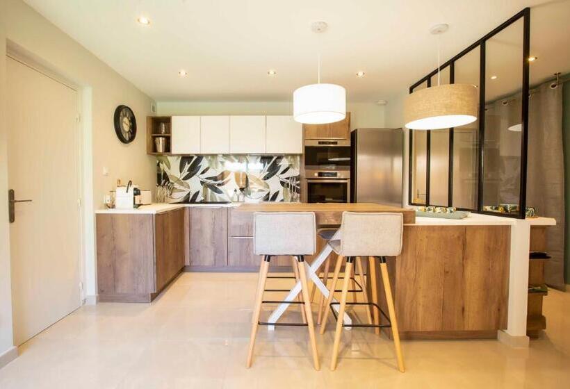 Le P Tit Max, Spacieux Centre Sainte Maxime