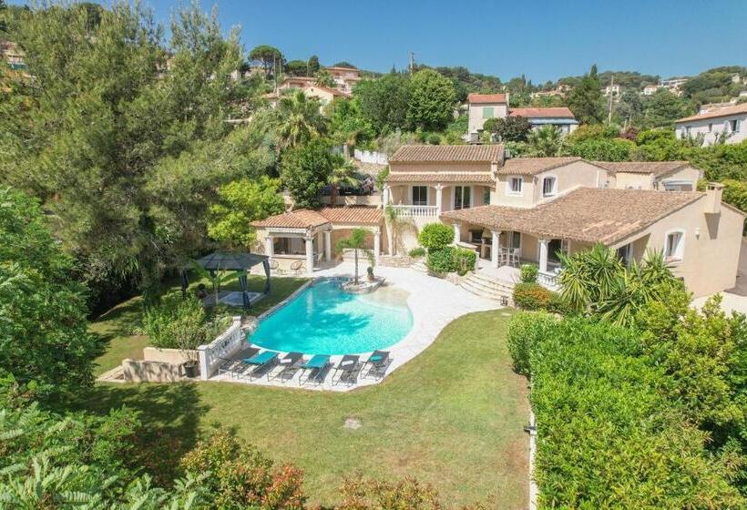 Villa 330m Heated Swimming Pool And Jacuzzi