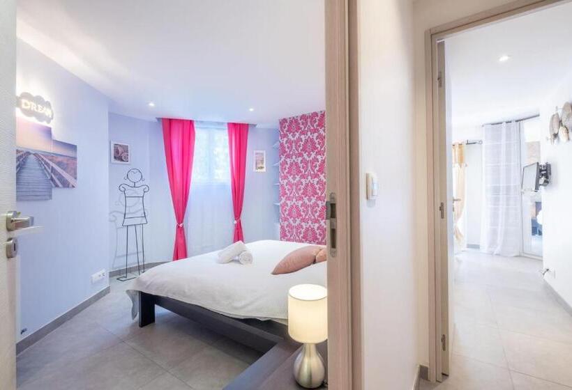 Villa 330m Heated Swimming Pool And Jacuzzi