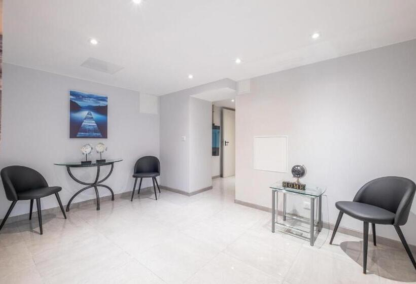 Villa 330m Heated Swimming Pool And Jacuzzi